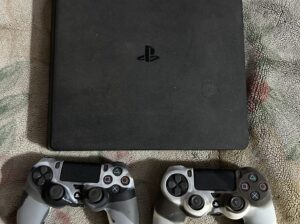PS4